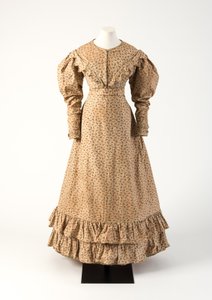 Vestido de algodón estampado en rodillo marrón, rosa, amarillo y verde, 1825 de Unbekannt Unbekannt